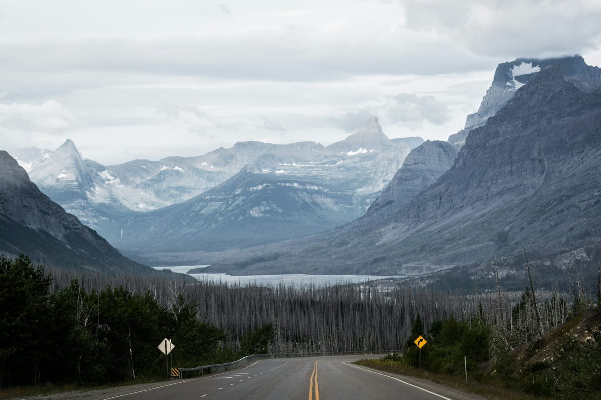 Unsplash editorial feature image for The Park Visit Check That Prevents a Long Drive to a Closed Gate; no readable text, logos, currency, personal data, or watermark; sharp topic...